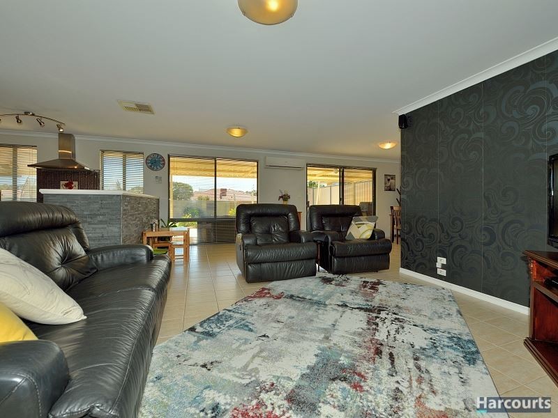 1 Maidstone Parade, Secret Harbour WA 6173