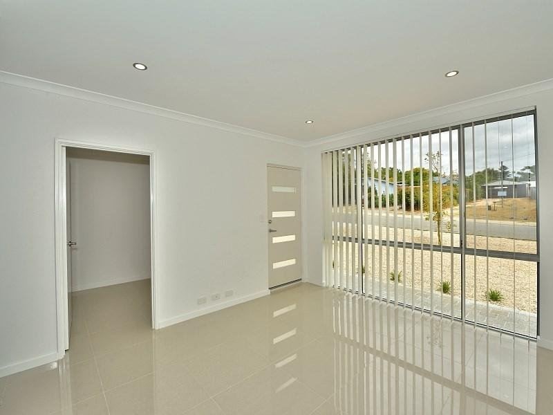 2/48 Morfitt Street, Mandurah WA 6210