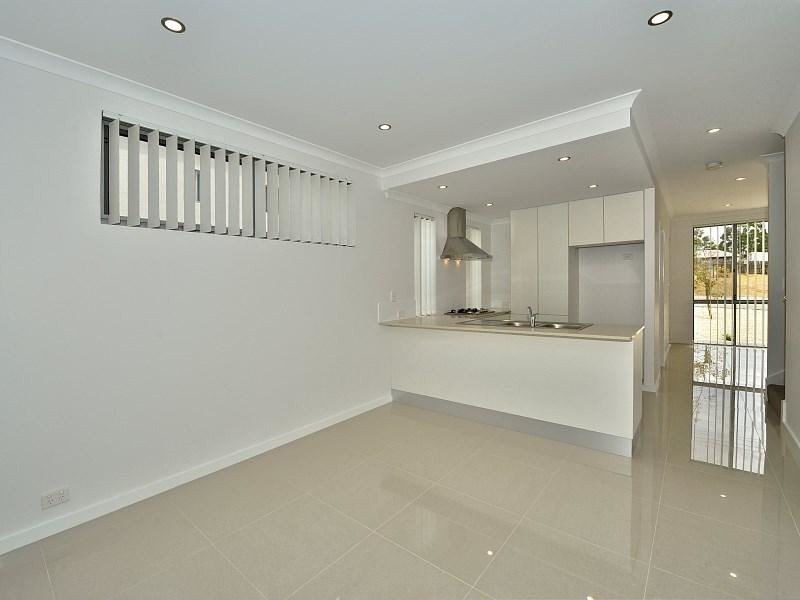 2/48 Morfitt Street, Mandurah WA 6210