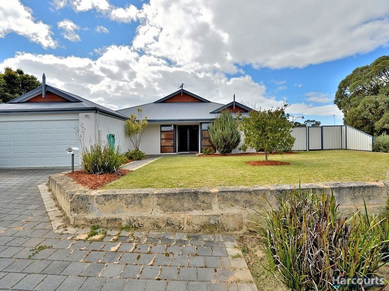 7 Fair Oaks Court, Meadow Springs WA 6210