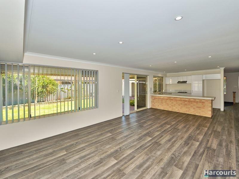 25 Tuart Road, Greenfields WA 6210