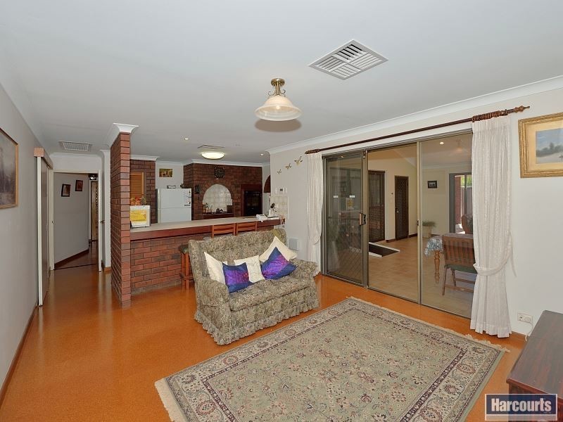 31 Sievewright Street, Silver Sands WA 6210