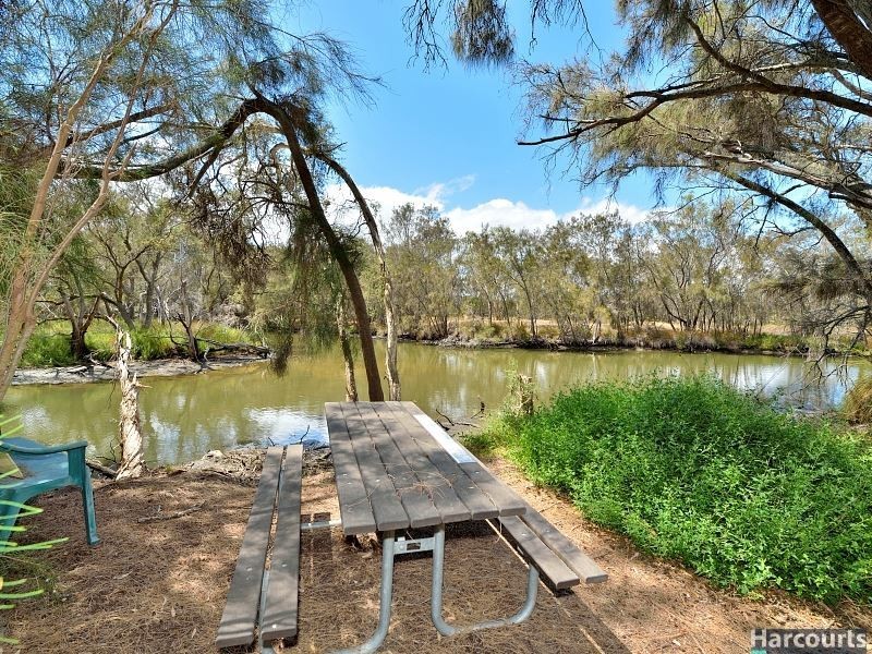 132 Boronia Trail, Mandurah WA 6210