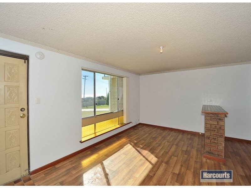 4/36A Halls Head Parade, Halls Head WA 6210