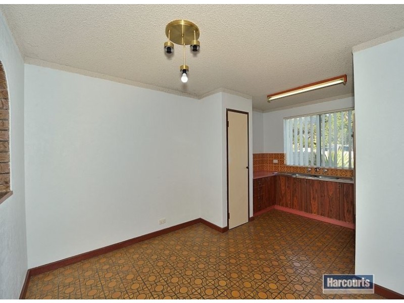 4/36A Halls Head Parade, Halls Head WA 6210