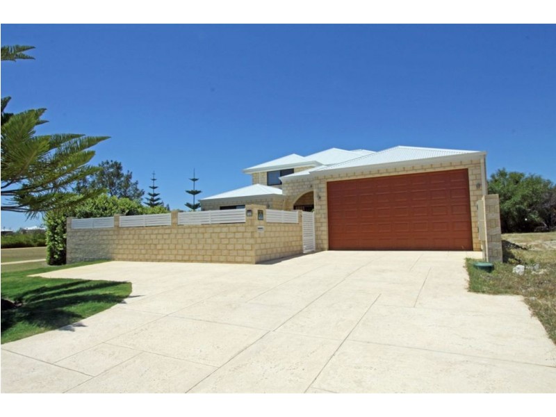 39 Queen Parade, Wannanup WA 6210