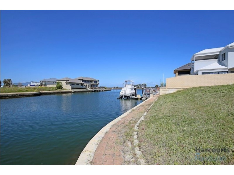 12 Katinka Retreat, Dudley Park WA 6210