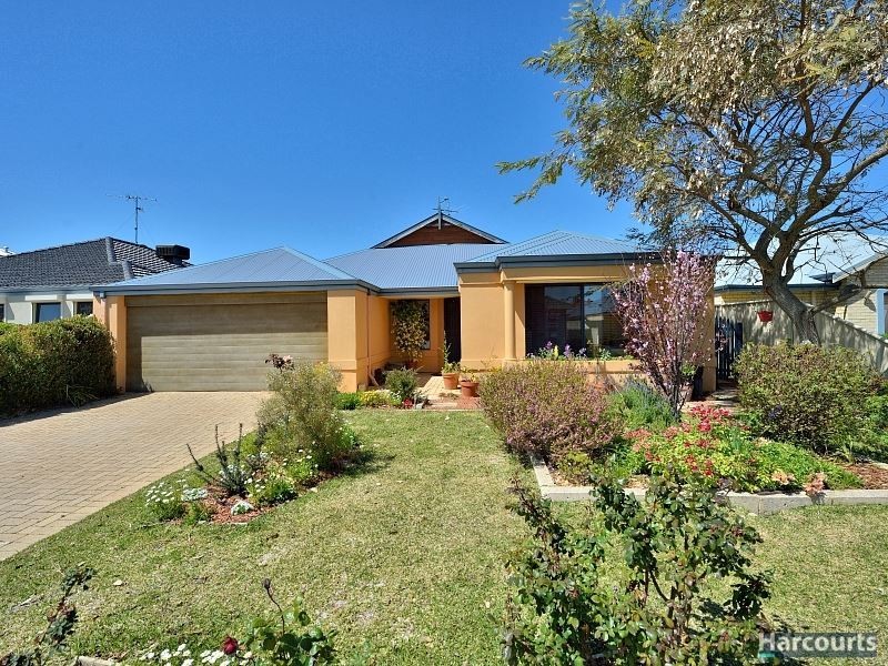 8 Dias Pass, Dudley Park WA 6210