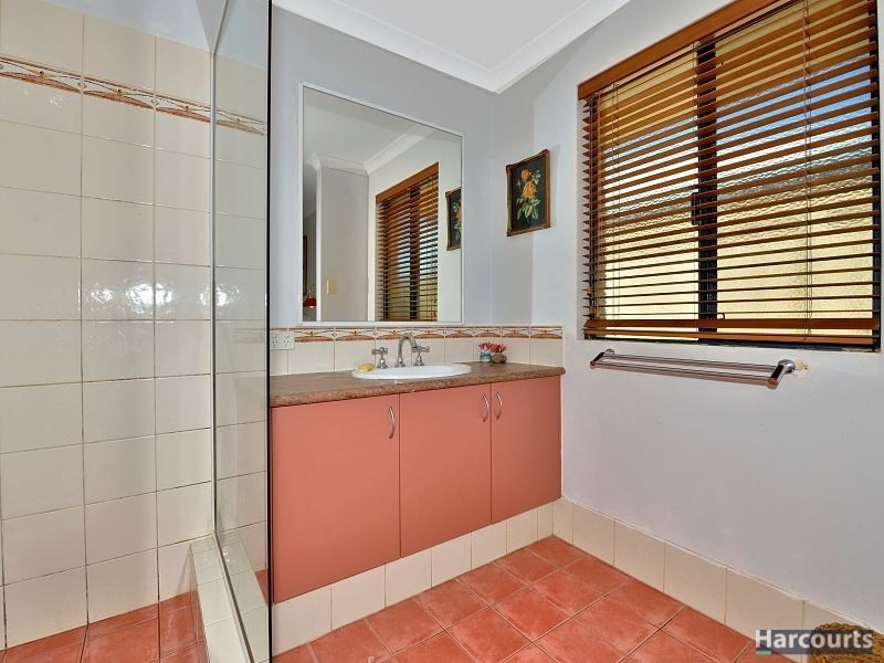 8 Dias Pass, Dudley Park WA 6210