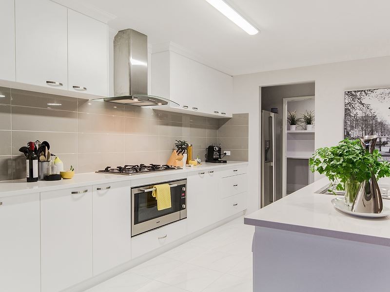 101 Waterlily Drive, Dudley Park WA 6210