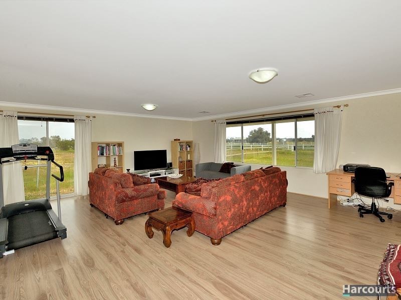 174 Dirk Hartog Drive, Nambeelup WA 6207