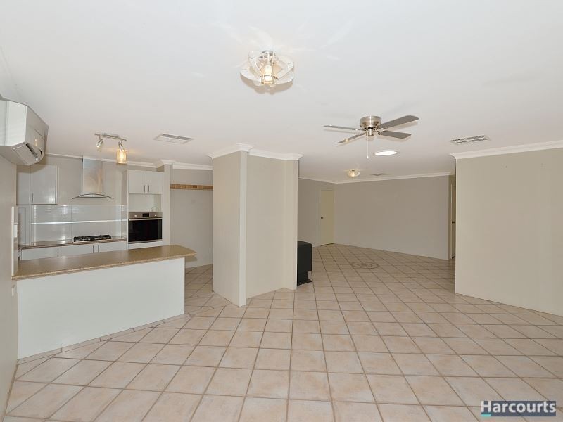 17 Arundel Drive, Halls Head WA 6210