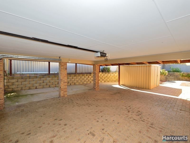 17 Arundel Drive, Halls Head WA 6210