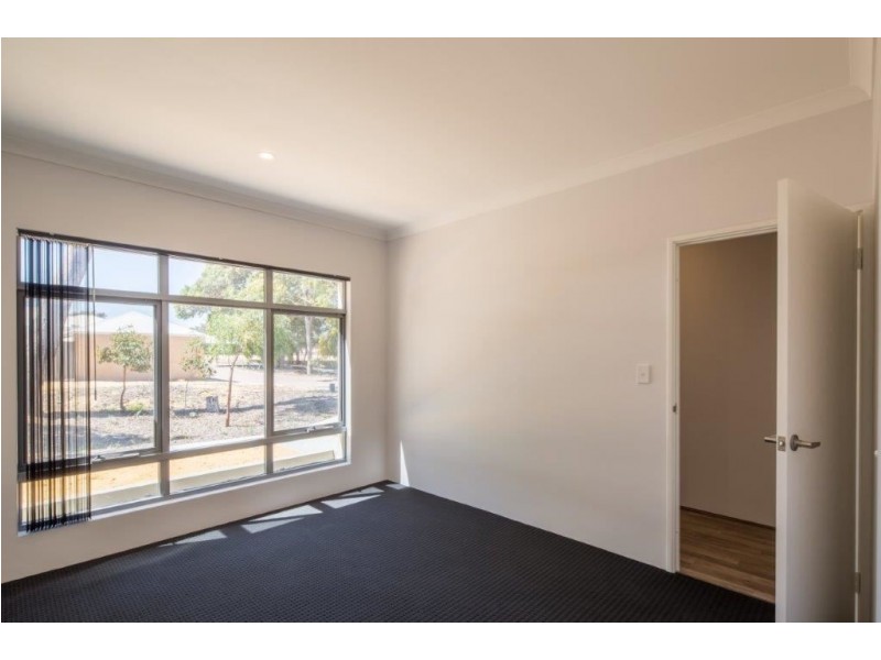 49 Thornbill Crescent, Coodanup WA 6210