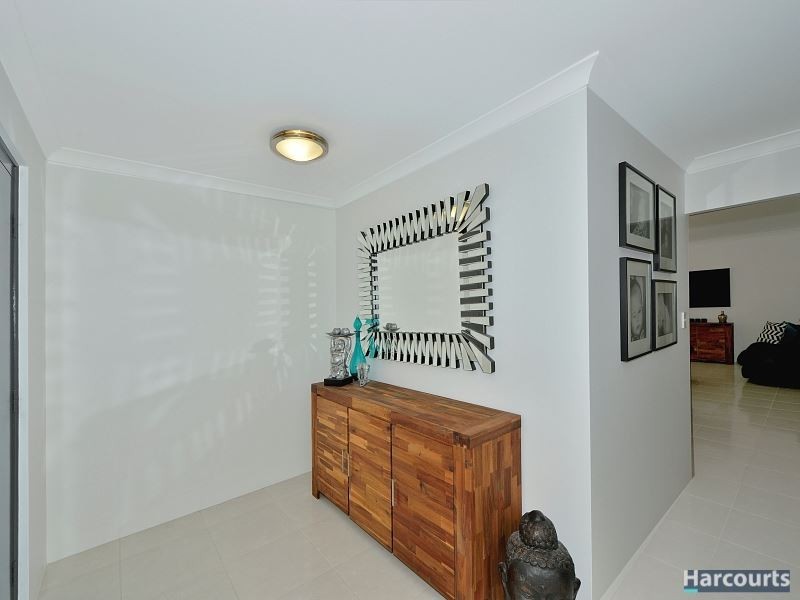 9 Diamante Place, Meadow Springs WA 6210