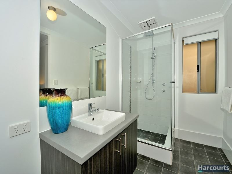 9 Diamante Place, Meadow Springs WA 6210