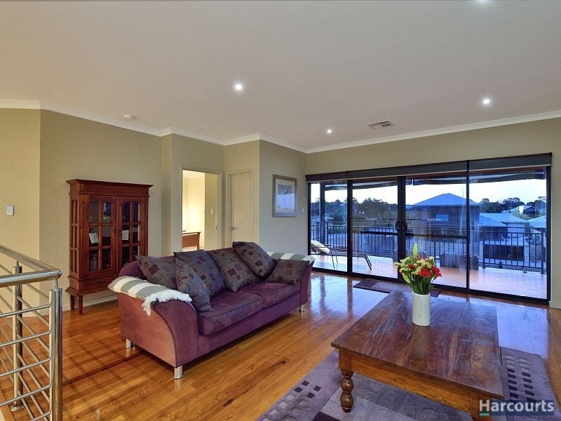 2 Sandpiper Island Retreat, Wannanup WA 6210