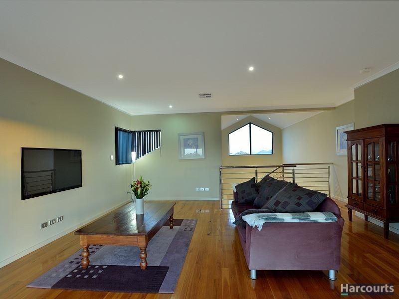 2 Sandpiper Island Retreat, Wannanup WA 6210