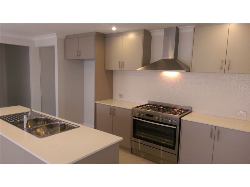 207 Sutton Street, Pinjarra WA 6208