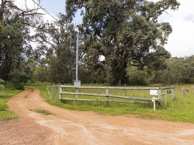 71 Peppermint Drive, Lake Clifton WA 6215