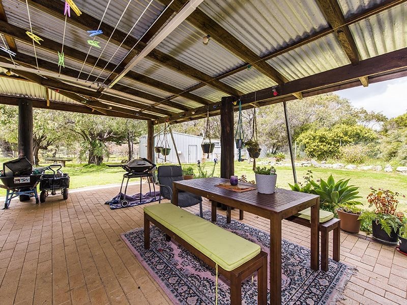 71 Peppermint Drive, Lake Clifton WA 6215