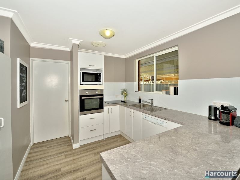 11 Brooking Road, Coodanup WA 6210