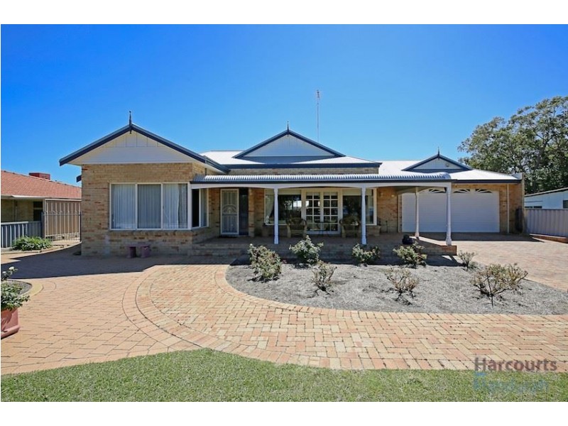 2 Peel Parade, Coodanup WA 6210