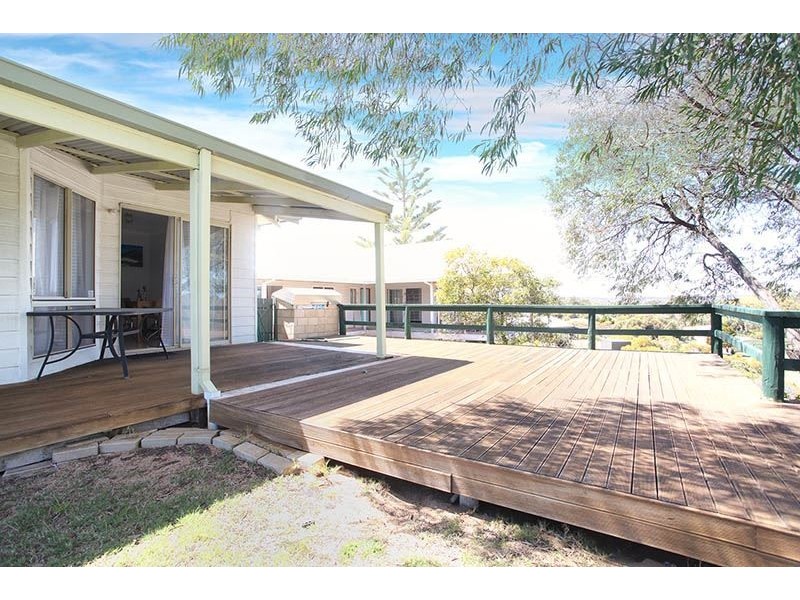 5 Bouvard Place, Preston Beach WA 6215
