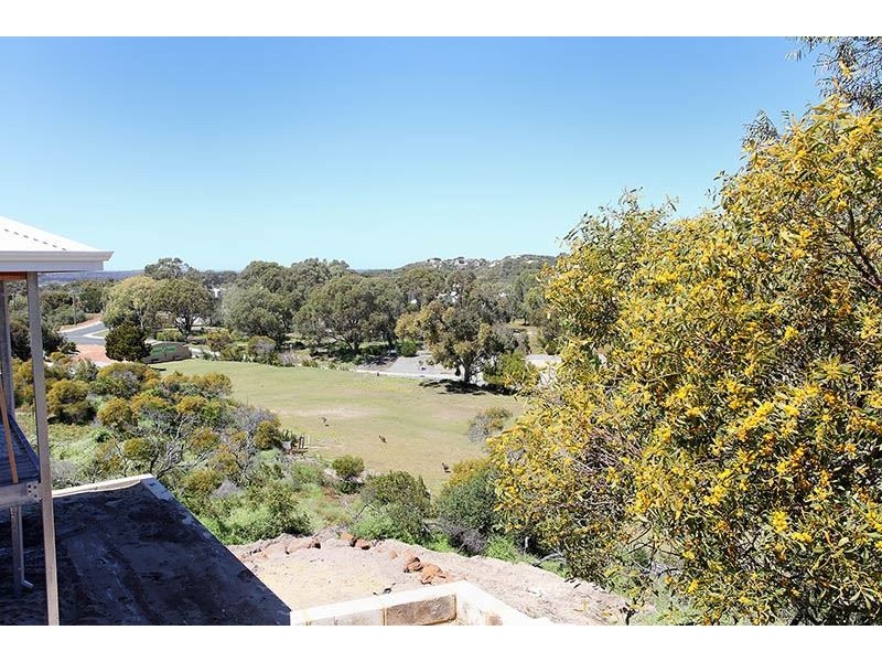 5 Bouvard Place, Preston Beach WA 6215