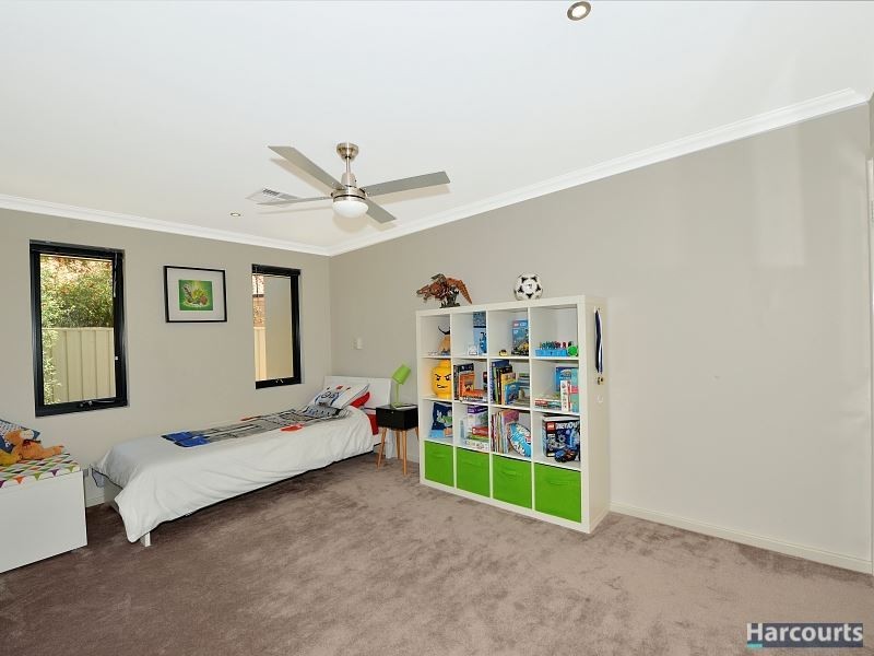 28 Britawast Road, Madora Bay WA 6210