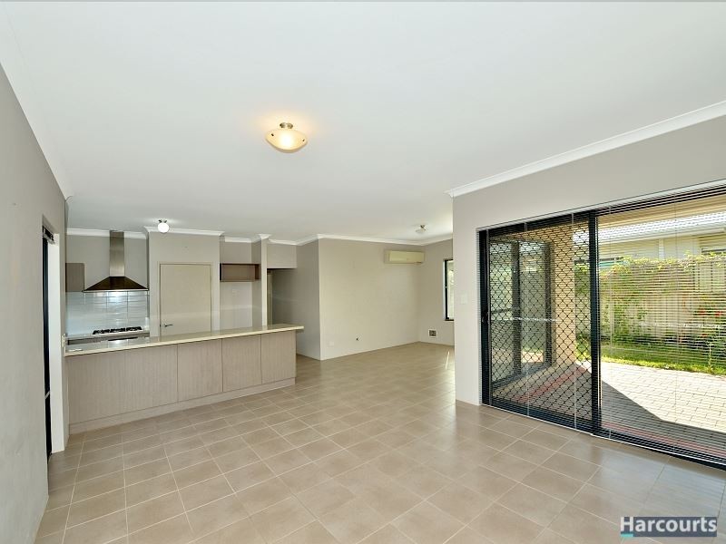 14 Butcherbird Loop, Erskine WA 6210