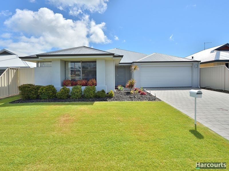 24 Longmeadow Vista, Meadow Springs WA 6210