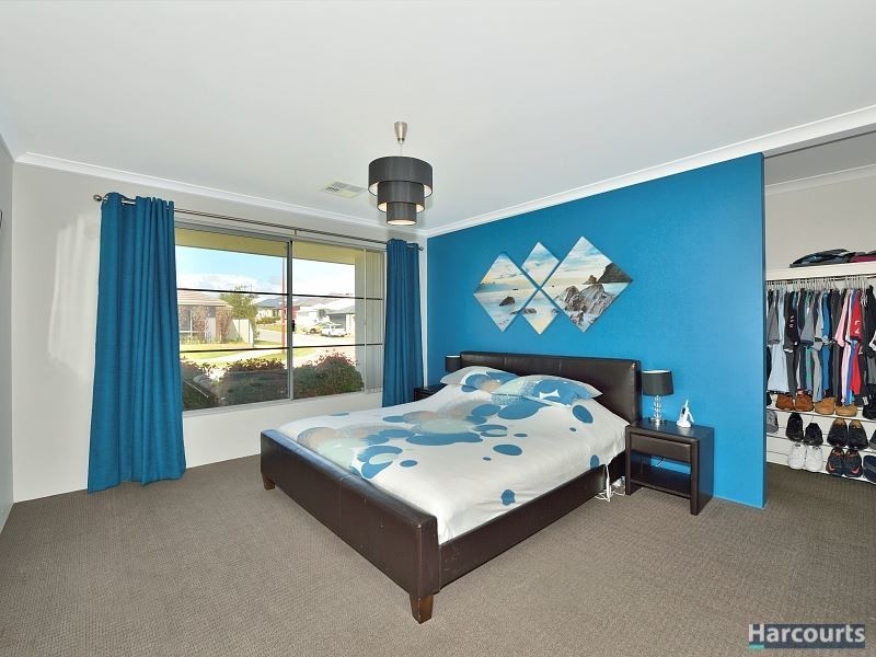 24 Longmeadow Vista, Meadow Springs WA 6210