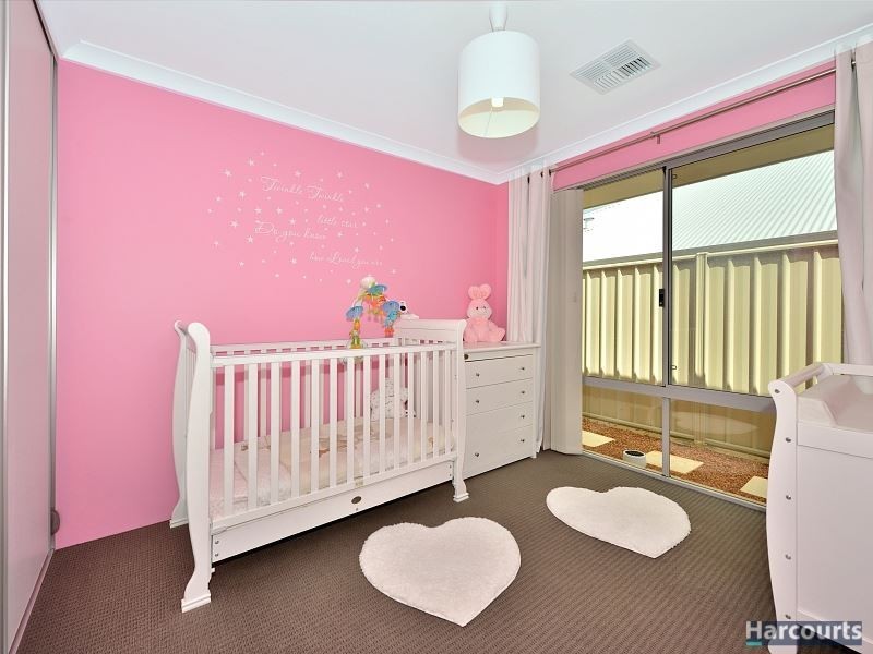 24 Longmeadow Vista, Meadow Springs WA 6210