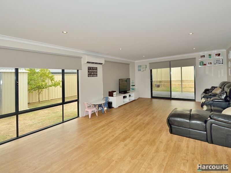 10 Badgerup Avenue, Lakelands WA 6180