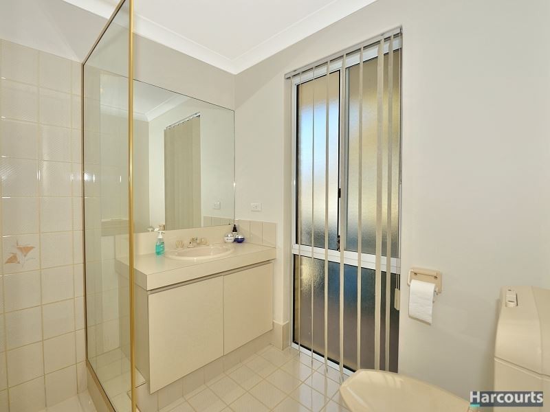 52 Blackwood Parade, Dudley Park WA 6210