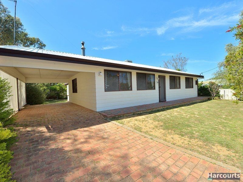 11 William Road, Coodanup WA 6210