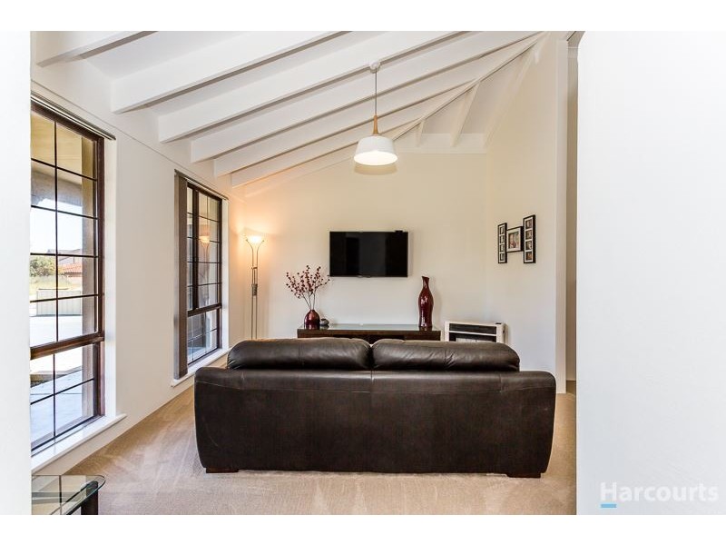 9 Watersun Drive, Silver Sands WA 6210