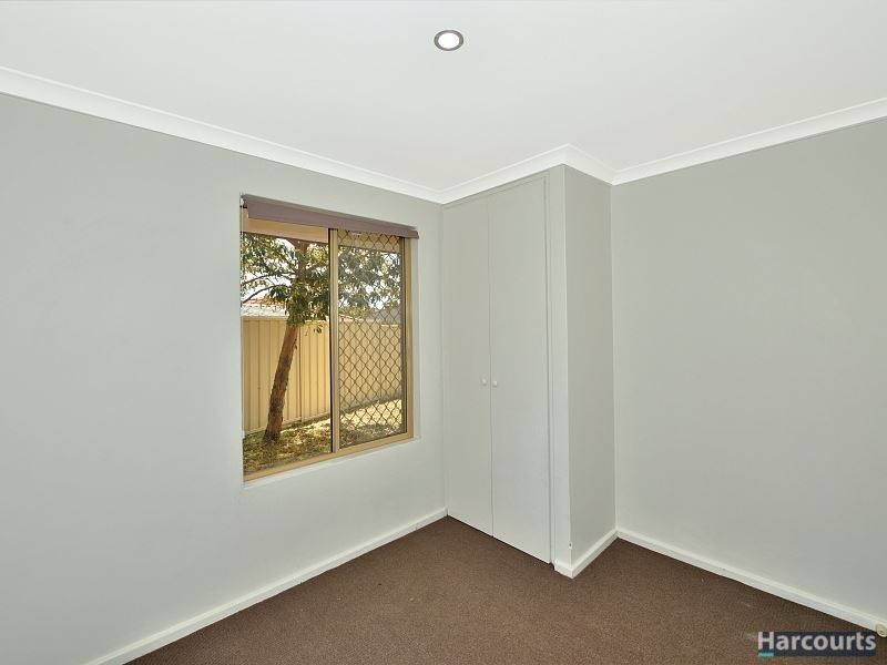 8 Selwyn Rise, Greenfields WA 6210