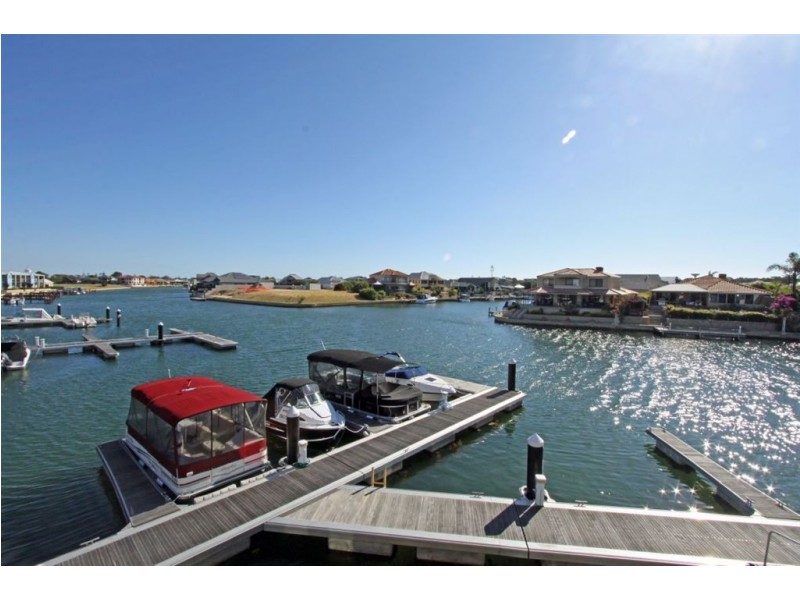 8/206 Mary Street, Halls Head WA 6210