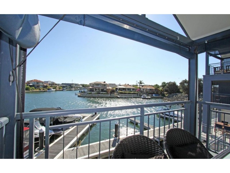 8/206 Mary Street, Halls Head WA 6210