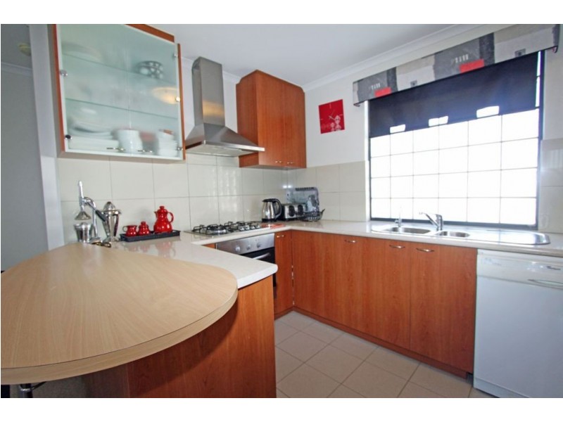 8/206 Mary Street, Halls Head WA 6210