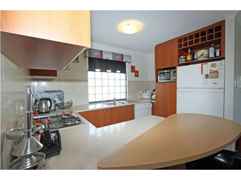 8/206 Mary Street, Halls Head WA 6210