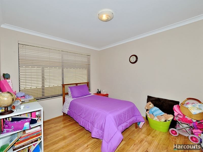 27 Hudson Drive, Dudley Park WA 6210