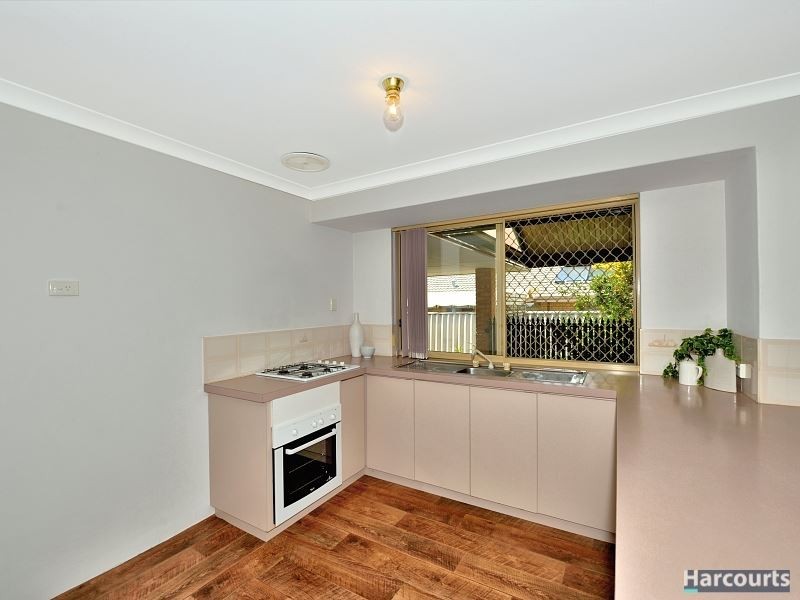 12 Willmott Close, Halls Head WA 6210