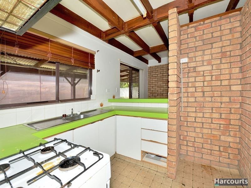 58 Queen Parade, Wannanup WA 6210