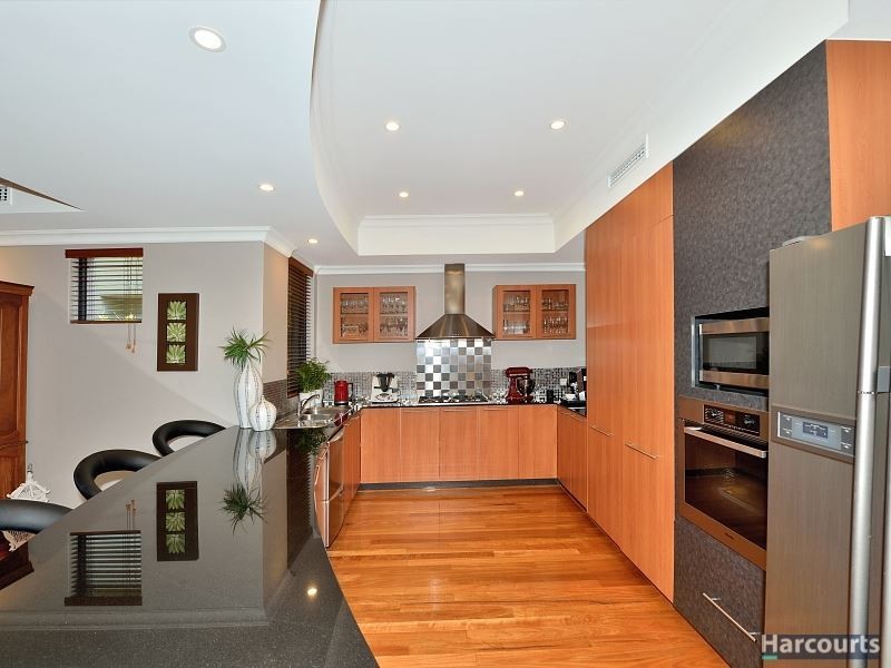 4 Harbour Retreat, Erskine WA 6210