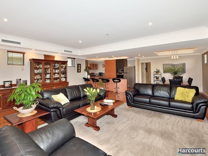 4 Harbour Retreat, Erskine WA 6210