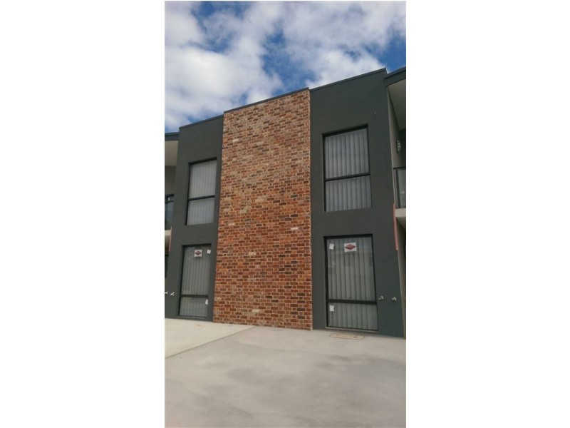 1-2/45B Morfitt Street, Mandurah WA 6210