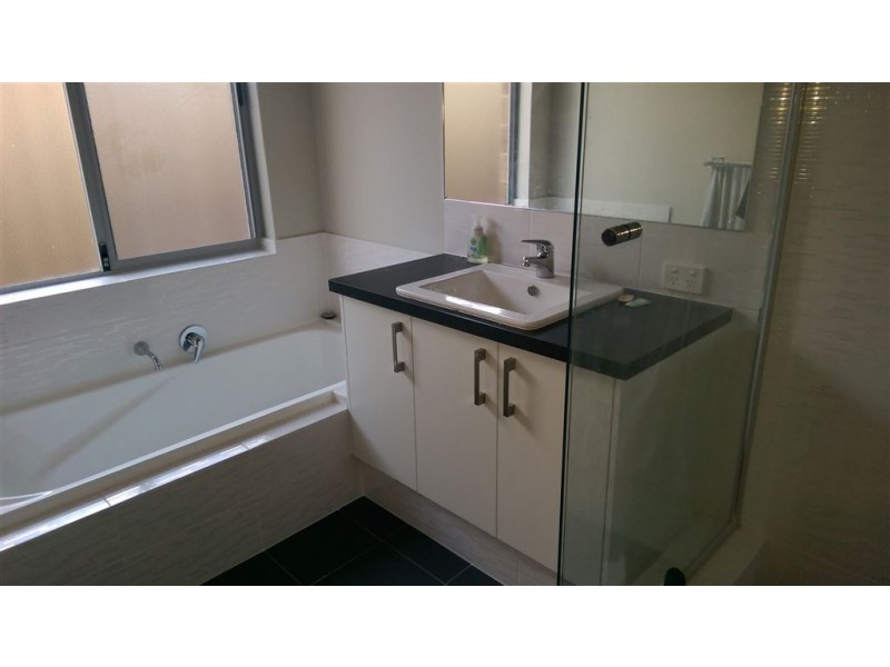 12 Whimbrel Crescent, Mandurah WA 6210